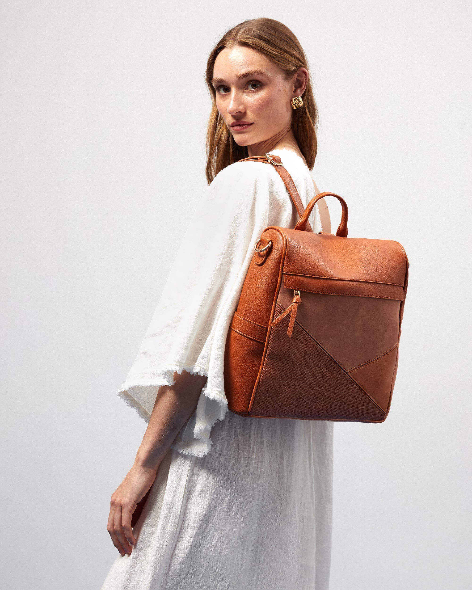 Looks de Oficina para el Verano: Mejores combinaciones y complementos