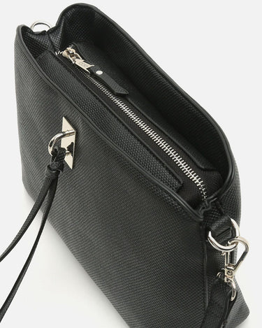 Engri kleine schoudertas met metalen details 