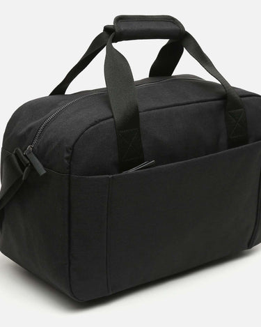 Picu Wochenendtasche aus recyceltem Nylon mit abnehmbarem Schulterriemen 