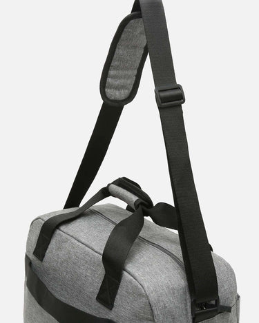 Picu Wochenendtasche aus recyceltem Nylon mit abnehmbarem Schulterriemen 