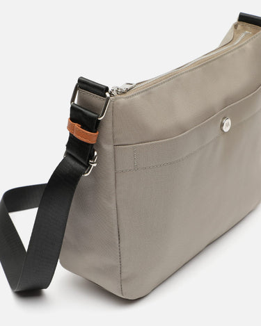Ursulas Money Pocket by Misako side view 