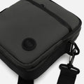 Lando H Tasche von Misako Gesamtansicht 