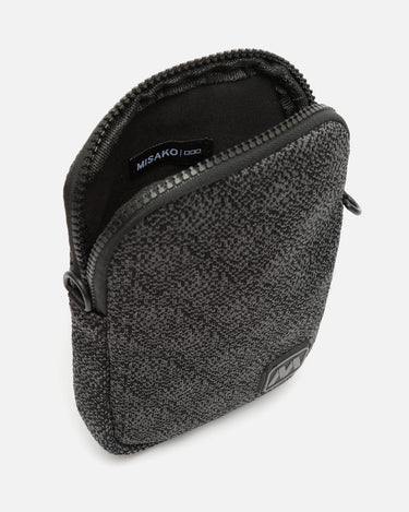 Knit Mini Tasche von Misako Gesamtansicht 
