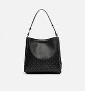 Sac hobo Nicoleta avec bandoulière et détails métalliques 