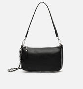 Sibila kleine Schultertasche mit Umhängegurt und Metall-Details 