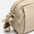 Daela Tas 
