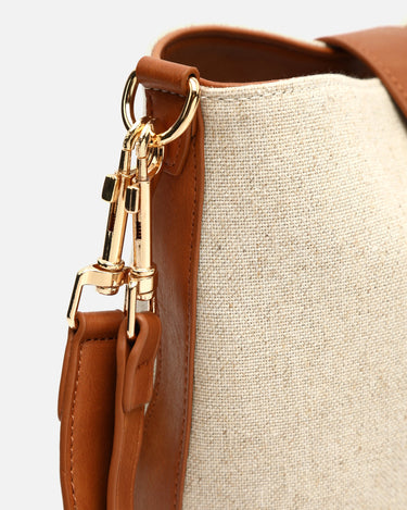 Sac Sora style hobo en similicuir avec effet raphia 