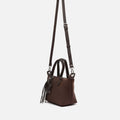 Cloti bolso tote en nylon con asa bandolera extraíble y detalle colgante 
