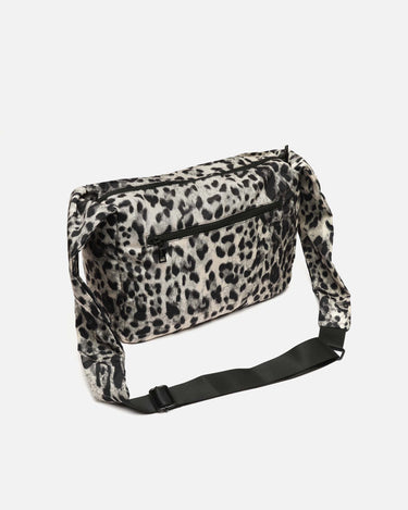 Saturi bolso bandolera en nylon 