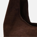 Croqui bolso hobo grande efecto ante con grabado animal print 
