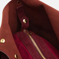 Nemi bolso hobo grande efecto ante con detalles metálicos grandes 