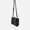 Demiri bolso bandolera con detalle colgante 