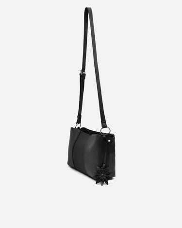 Demiri bolso bandolera con detalle colgante 