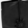 Demir bolso shopper grande con neceser extraíble y detalle colgante 