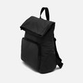 Liora mochila con solapa en nylon 