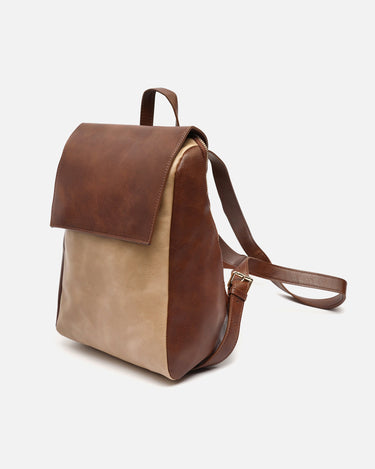 Chula mochila con solapa 