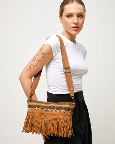 Jovani bolso bandolera jacquard con flecos y detalles metálicos 