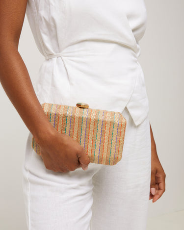 Nina Raffia 