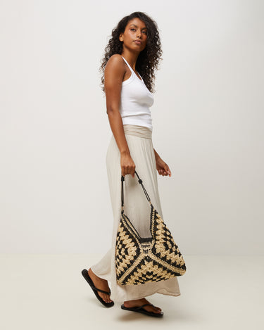 Ushu bolso hobo grande efecto rafia estampado 